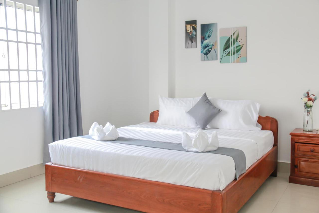 White Corner Hotel Phnom Penh Dış mekan fotoğraf