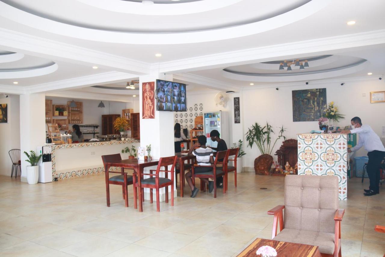 White Corner Hotel Phnom Penh Dış mekan fotoğraf